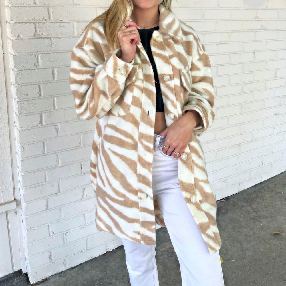 NWT Storia Zebra Print Coat Size Medium